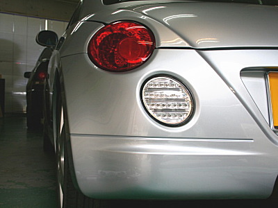 �R�y���@�E�C���J�[���o�b�N�����v�@�t��LED�@�N���[���@�����C���[�W