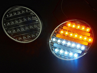 �R�y���@�E�C���J�[���o�b�N�����v�@�t��LED�@�N���[���@�_���C���[�W