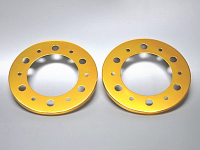 ハイエース200系 フロントハブカバー ゴールド 商品イメージ1