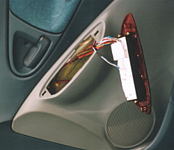 �X�C�b�`�p�l���^�]�ȑ����O���C���[�W