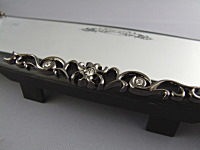 �A���e�B���C�g���[���~���[�g��C���[�W